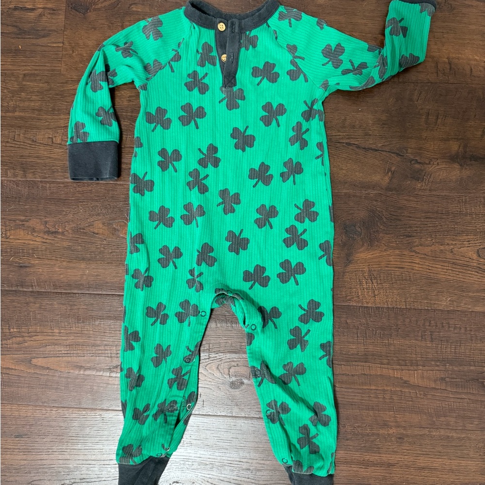 Cat & Jack St. Patrick’s Day Clover Pajamas - 24M